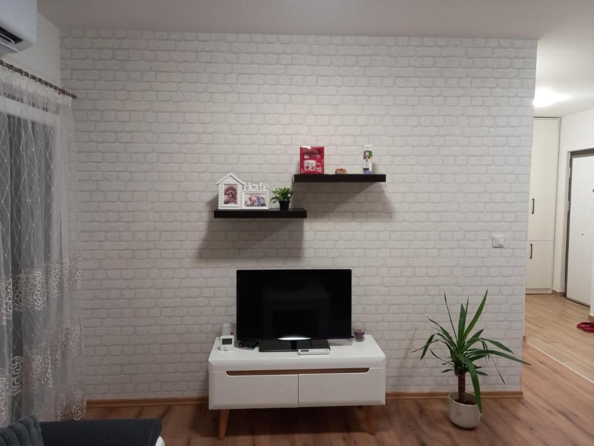 Sweet Apartment